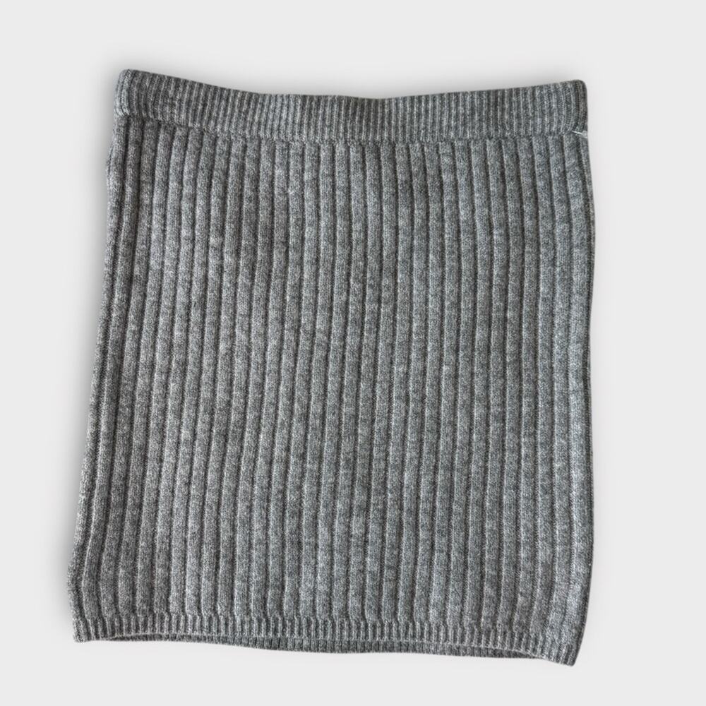 NEW Freshman 1996 ribbed gray sweater skirt, girls
